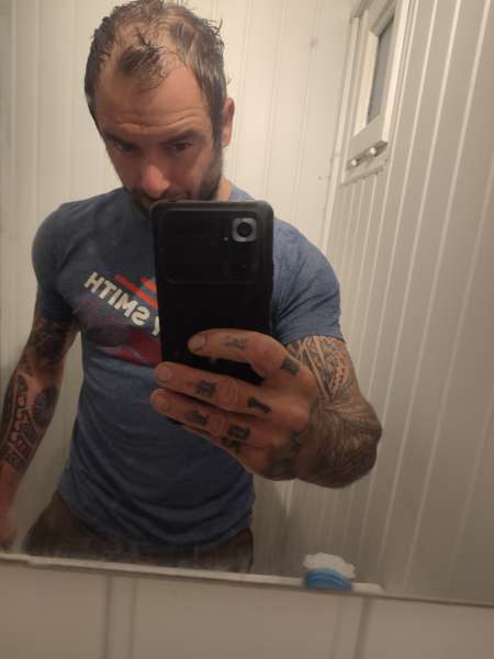 Photo ads/2376000/2376096/a2376096.jpg :  Depannage électriques et plomberie