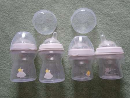 Photo ads/2390000/2390566/a2390566.jpg :  Lot de 4 biberons Chicco