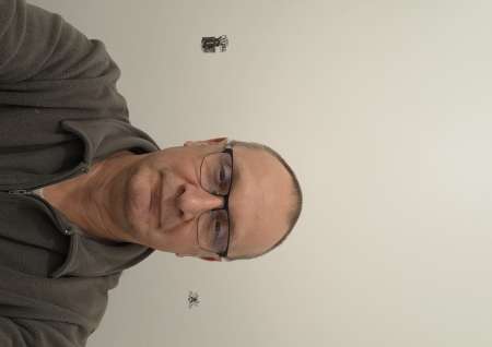 Photo ads/2390000/2390631/a2390631.jpg : H sympa cherche une femme pour renc suivi ou pas