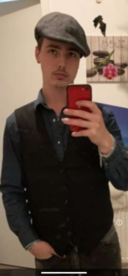 Photo ads/2392000/2392407/a2392407.jpg : Anthonio"le sensuel" escort boy pour vous mesdames