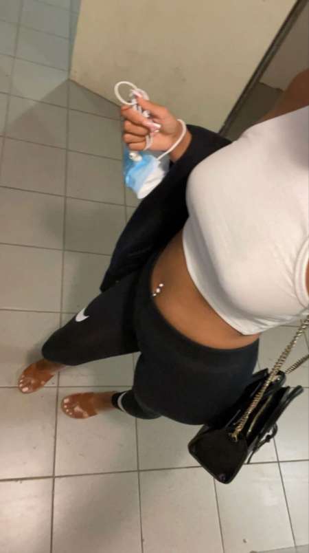 Photo ads/2393000/2393466/a2393466.jpg : je cherches un sugar daddy soumis pour mfinancer