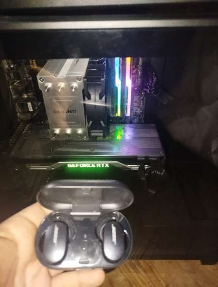 Photo ads/2396000/2396208/a2396208.jpg : Vends PC Gamer AMD Ryzen 9 + écouteurs bose