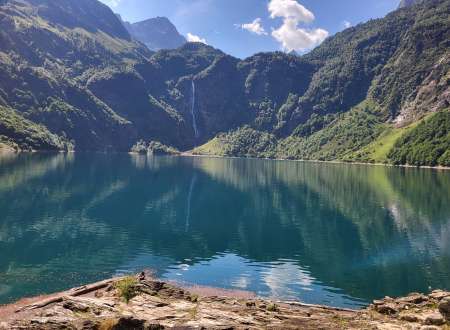 Photo ads/2403000/2403865/a2403865.jpg : donner du plaisir avant tout