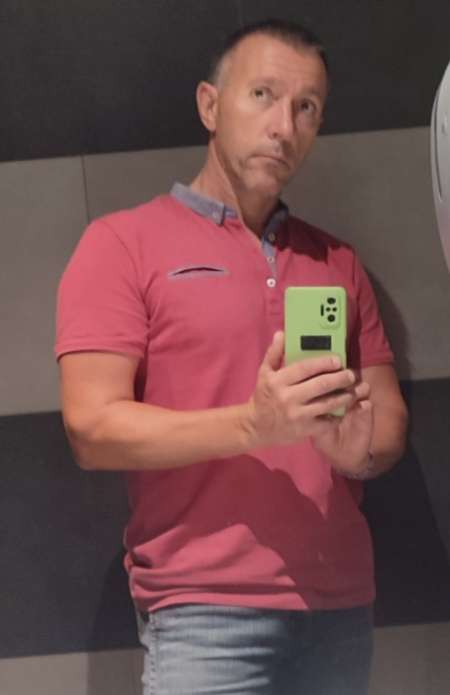 Photo ads/2405000/2405115/a2405115.png :  Rencontre femme jeune femme, trans, trav féminine