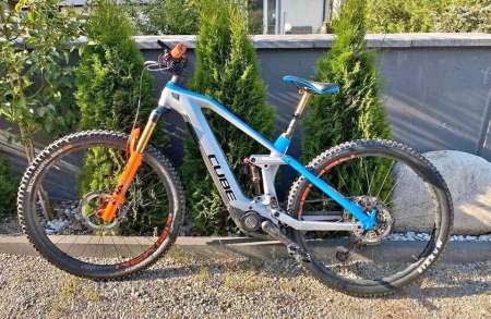 Photo ads/2408000/2408222/a2408222.jpg : vente de velo