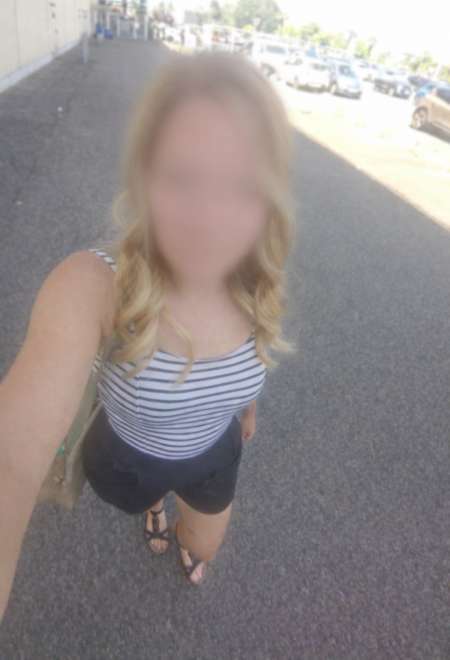 Photo ads/2419000/2419592/a2419592.png : Fellation uniquement