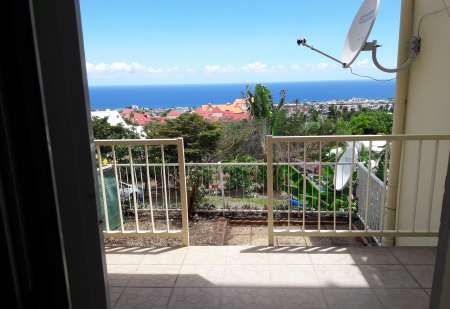 Photo ads/2419000/2419821/a2419821.jpg : Grand T2 non meublé très belle vue sur mer