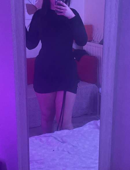 Photo ads/2424000/2424977/a2424977.jpg :  Jolie française, sexy et charmante