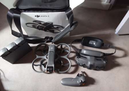 Photo ads/2426000/2426540/a2426540.jpg : DRONE DJI AVATA2 FULL PACK 3 BATTERIES LUNETTES