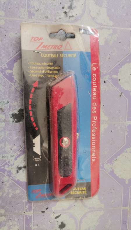 Photo ads/2485000/2485071/a2485071.jpg : Cutter sécurité des professionnels