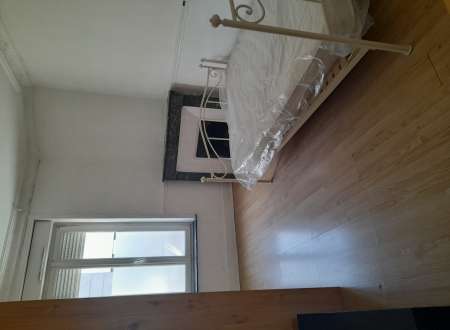 Photo ads/2485000/2485706/a2485706.jpg : F2 proche gare, facs, commerces