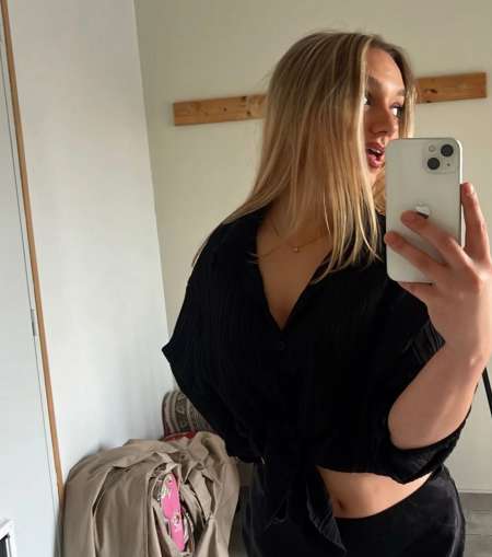 Photo ads/2488000/2488906/a2488906.jpg :  Elena