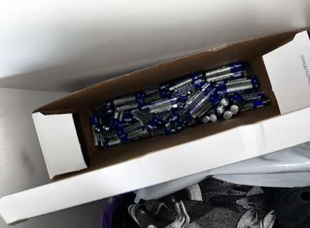 Photo ads/2491000/2491857/a2491857.jpg : Vente de pile