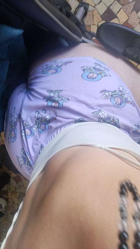 Photo ads/2492000/2492603/a2492603.jpg : femme