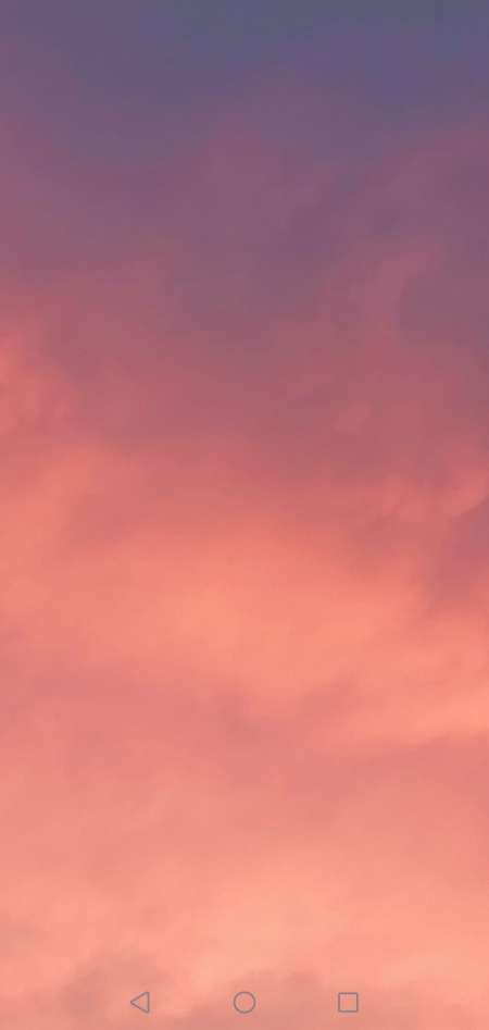 Photo ads/2499000/2499136/a2499136.jpg : pour femme tatoué uniquement