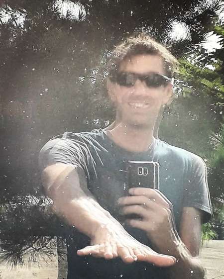 Photo ads/2502000/2502300/a2502300.jpg : Homme pour femme sexfriend