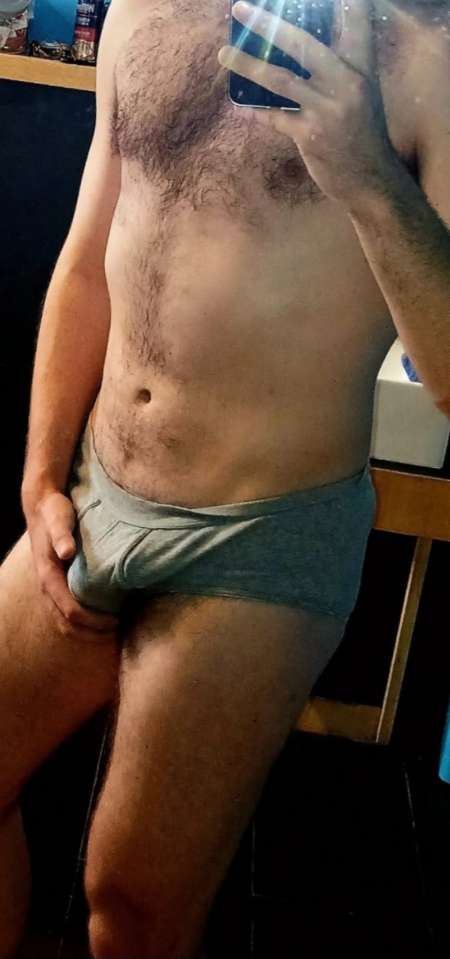 Photo ads/2504000/2504840/a2504840.jpg : Jeune homme pour rencontre sauvage