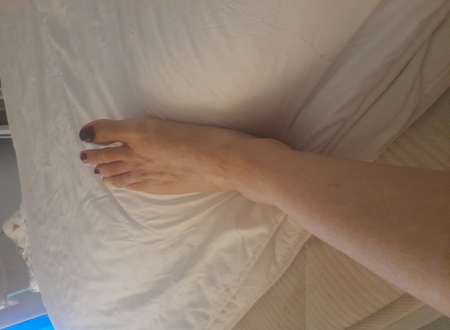 Photo ads/2510000/2510064/a2510064.jpg : Mannequin photo pieds