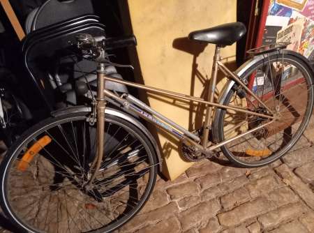 Photo ads/2512000/2512615/a2512615.jpg : VELO DE FEMME VINTAGE