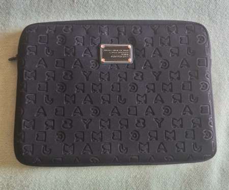 Photo ads/2516000/2516161/a2516161.jpg : Housse pour ordinateur