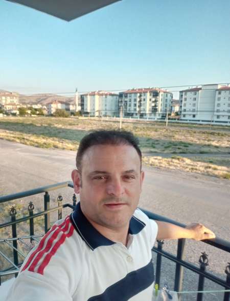 Photo ads/2519000/2519670/a2519670.jpg : Homme pour couple ou femme sex massage trio à 3