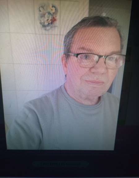 Photo ads/2522000/2522655/a2522655.jpg : recherche jeunes femmes pour moment tendre