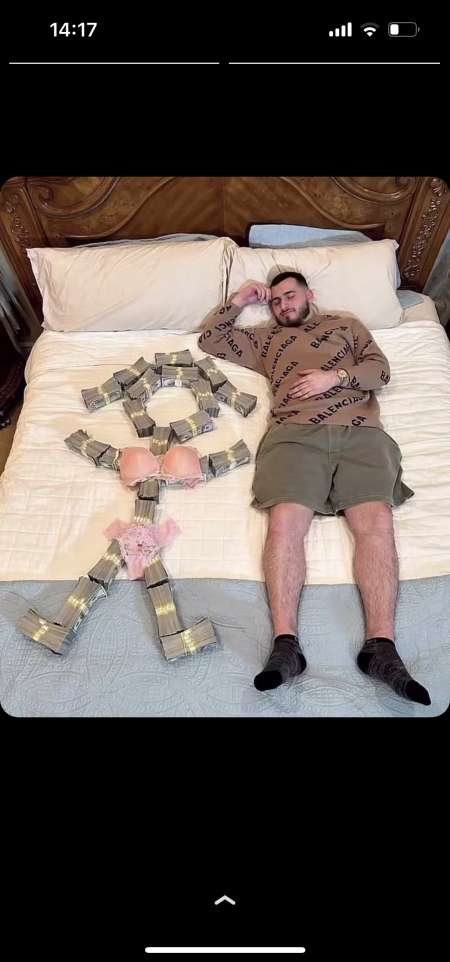 Photo ads/2533000/2533252/a2533252.png : Pour jeunes demoiselles