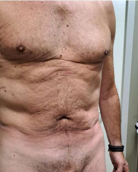 Photo ads/2535000/2535187/a2535187.jpg : HOMME séduisant rencontre femme mur pour RDV hotel