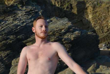 Photo ads/2545000/2545415/a2545415.jpg : Cherche femme libre