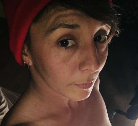 Photo ads/2547000/2547326/a2547326.jpg : Moment détente entre adultes