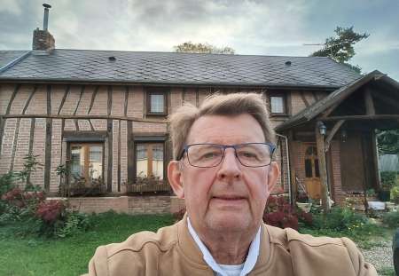 Photo ads/2549000/2549562/a2549562.jpg : Pour femme sérieuse