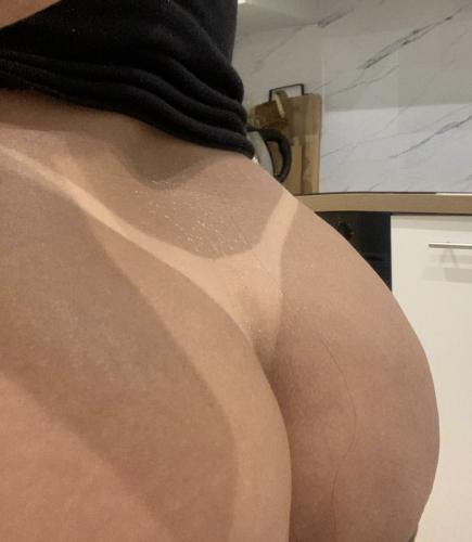 Photo ads/2550000/2550769/a2550769.jpg : BELLE CHARMANTE DE PASSAGEM A PARIS 15 EME