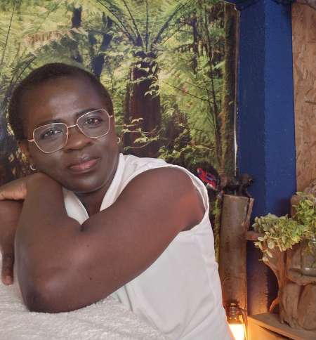 Photo ads/2556000/2556743/a2556743.jpg : Massage bien être,énergéticienne magnétiseuse