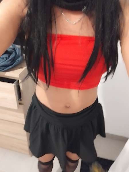 Photo ads/2557000/2557926/a2557926.jpg : homme en dessous de femme