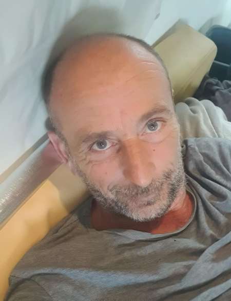 Photo ads/2560000/2560148/a2560148.jpg : Pour vous les hommes je réponds à vos désirs