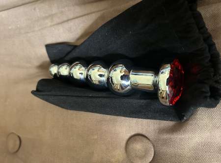 Photo ads/2562000/2562502/a2562502.jpg : bijoux sexy rouge acier