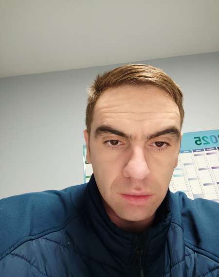 Photo ads/2563000/2563094/a2563094.jpg : Recherche d'une maîtresse