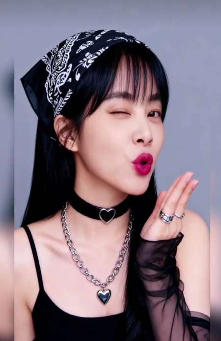 Photo ads/2563000/2563262/a2563262.jpg : jeune femme avec massage sexuel