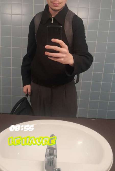 Photo ads/2564000/2564376/a2564376.jpg : Jeun eteudiant pour vous mesdames