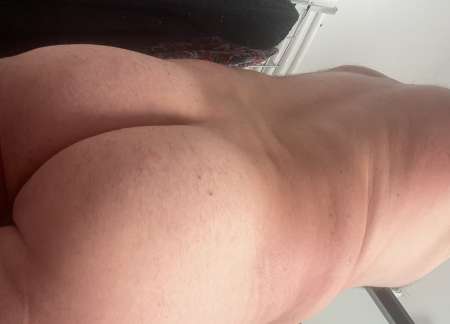 Photo ads/2564000/2564768/a2564768.jpg : Gode ceinture ménage nu