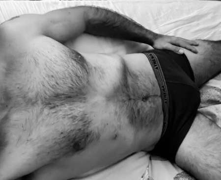 Photo ads/2565000/2565941/a2565941.jpg : Homme charmant cherche homme/trav coquin ou couple