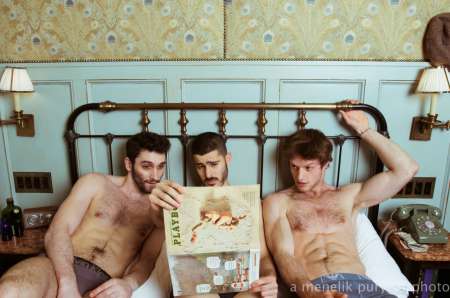 Photo ads/2567000/2567236/a2567236.jpg : Pote pour complicité br*nle