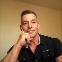 Photo ads/2568000/2568924/a2568924.jpg : homme pour femmes tout age