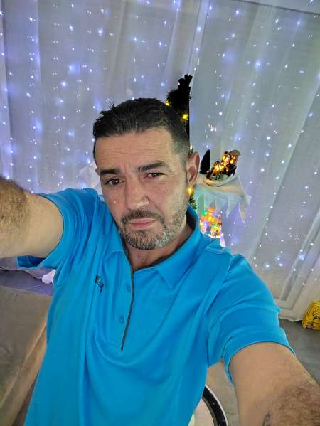 Photo ads/2570000/2570919/a2570919.jpg : Homme marié cherche adultère