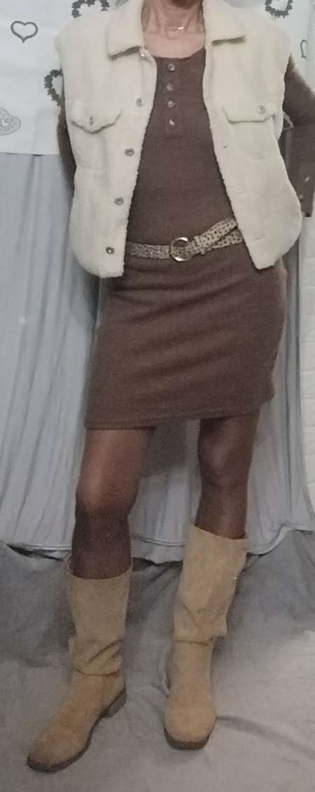 Photo ads/2575000/2575840/a2575840.jpg : Massage satiné et velouté par les mains