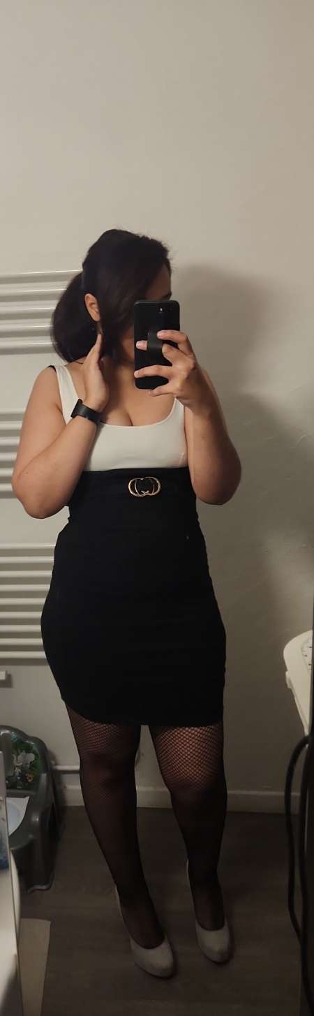 Photo ads/2576000/2576942/a2576942.jpg : Rencontre dans le respect PAS DISPO