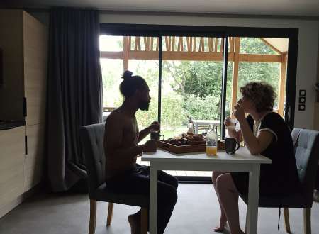 Photo ads/2577000/2577552/a2577552.jpg : Couple recherche homme