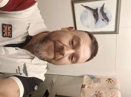 Photo ads/2579000/2579043/a2579043.jpg : Recherche femme pour vacances d'été