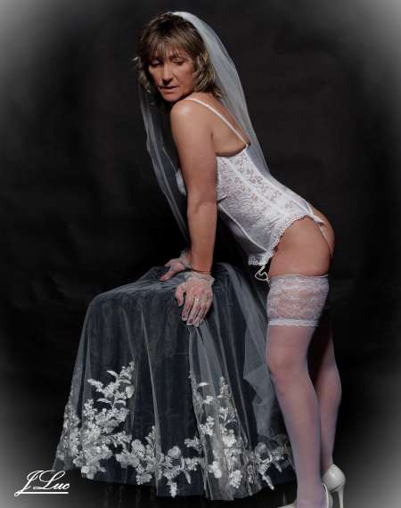 Photo ads/2583000/2583172/a2583172.jpg : Recherche modèle pour shootings