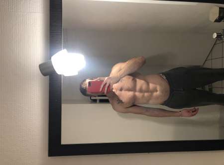 Photo ads/2587000/2587654/a2587654.jpg : Jh 28ans pour combler madame